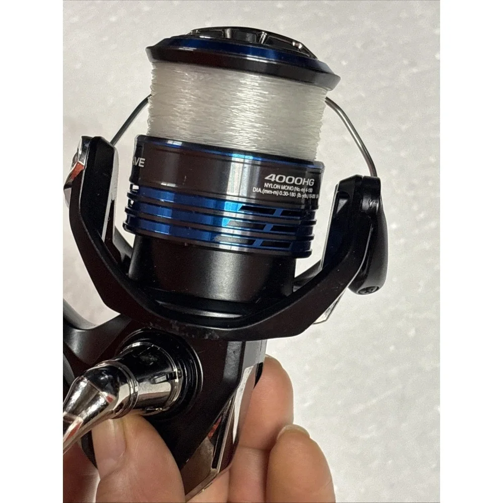 NEW! Shimano Fishing NEXAVE 4000HG FI Clam Spinning Reels [NEX4000HGFIC]